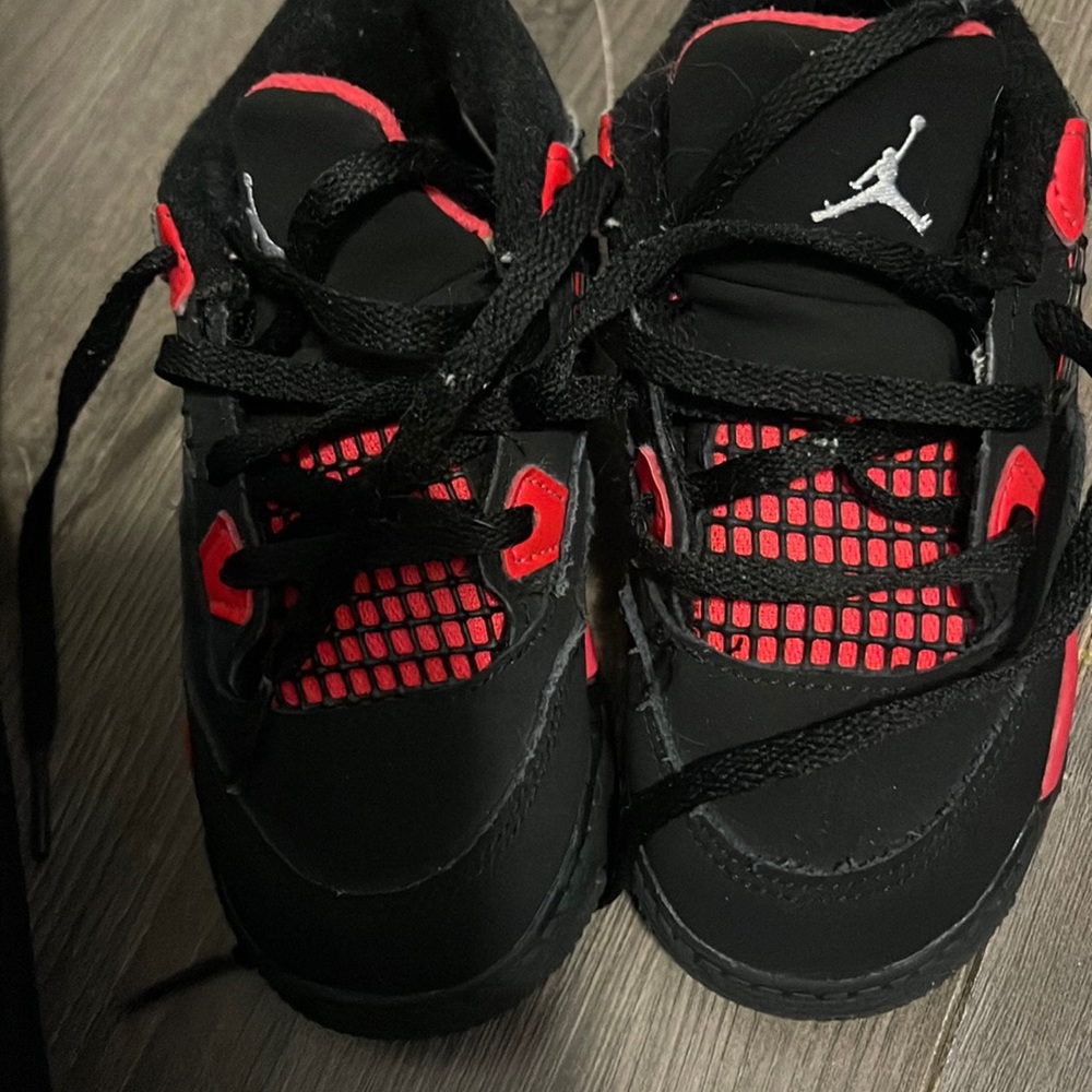 Jordan 4’s